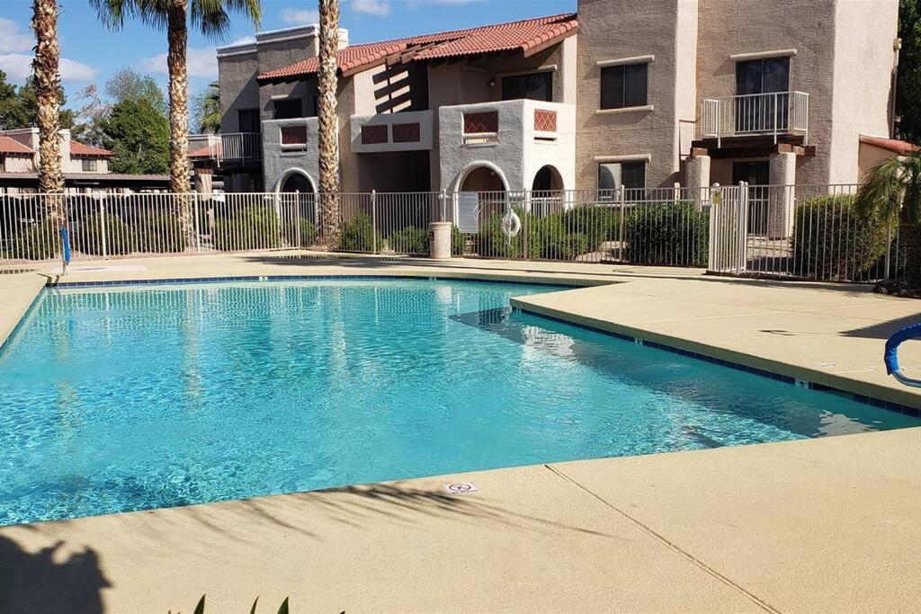 Condo With Heated Pool, Hot Tub, Near Walking Paths Ґлендейл Екстер'єр фото